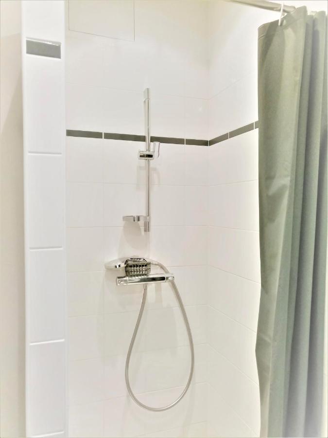 Appartement Proche Centre Ville, Gare Et Autoroute 믈룅 외부 사진