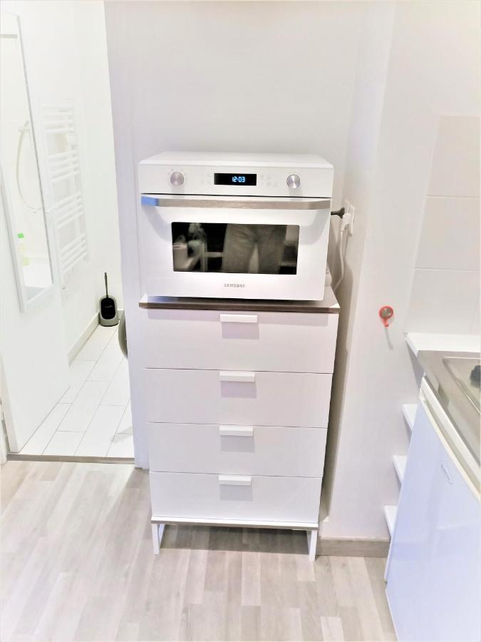 Appartement Proche Centre Ville, Gare Et Autoroute 믈룅 외부 사진