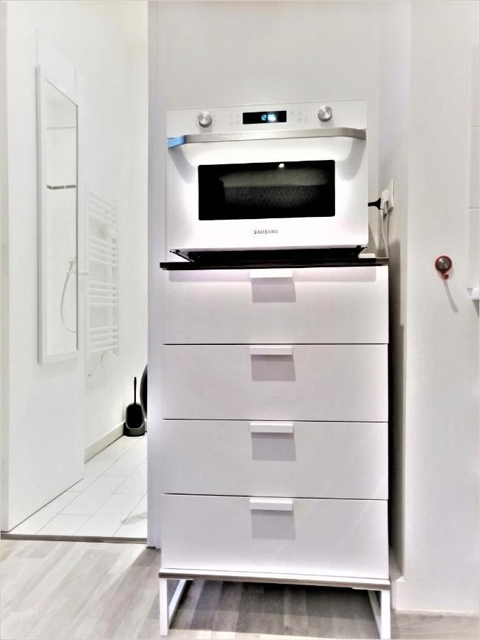 Appartement Proche Centre Ville, Gare Et Autoroute 믈룅 외부 사진