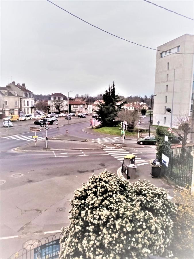 Appartement Proche Centre Ville, Gare Et Autoroute 믈룅 외부 사진