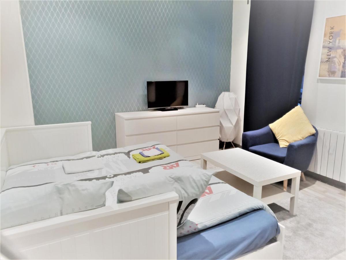 Appartement Proche Centre Ville, Gare Et Autoroute 믈룅 외부 사진
