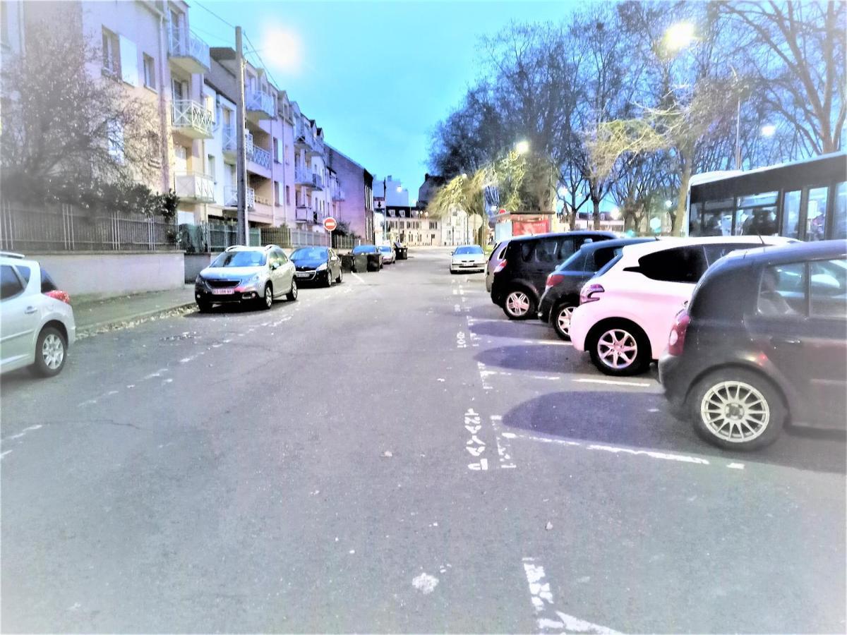 Appartement Proche Centre Ville, Gare Et Autoroute 믈룅 외부 사진