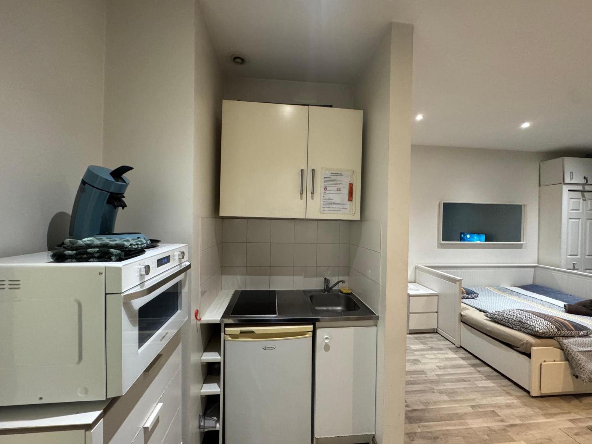 Appartement Proche Centre Ville, Gare Et Autoroute 믈룅 외부 사진