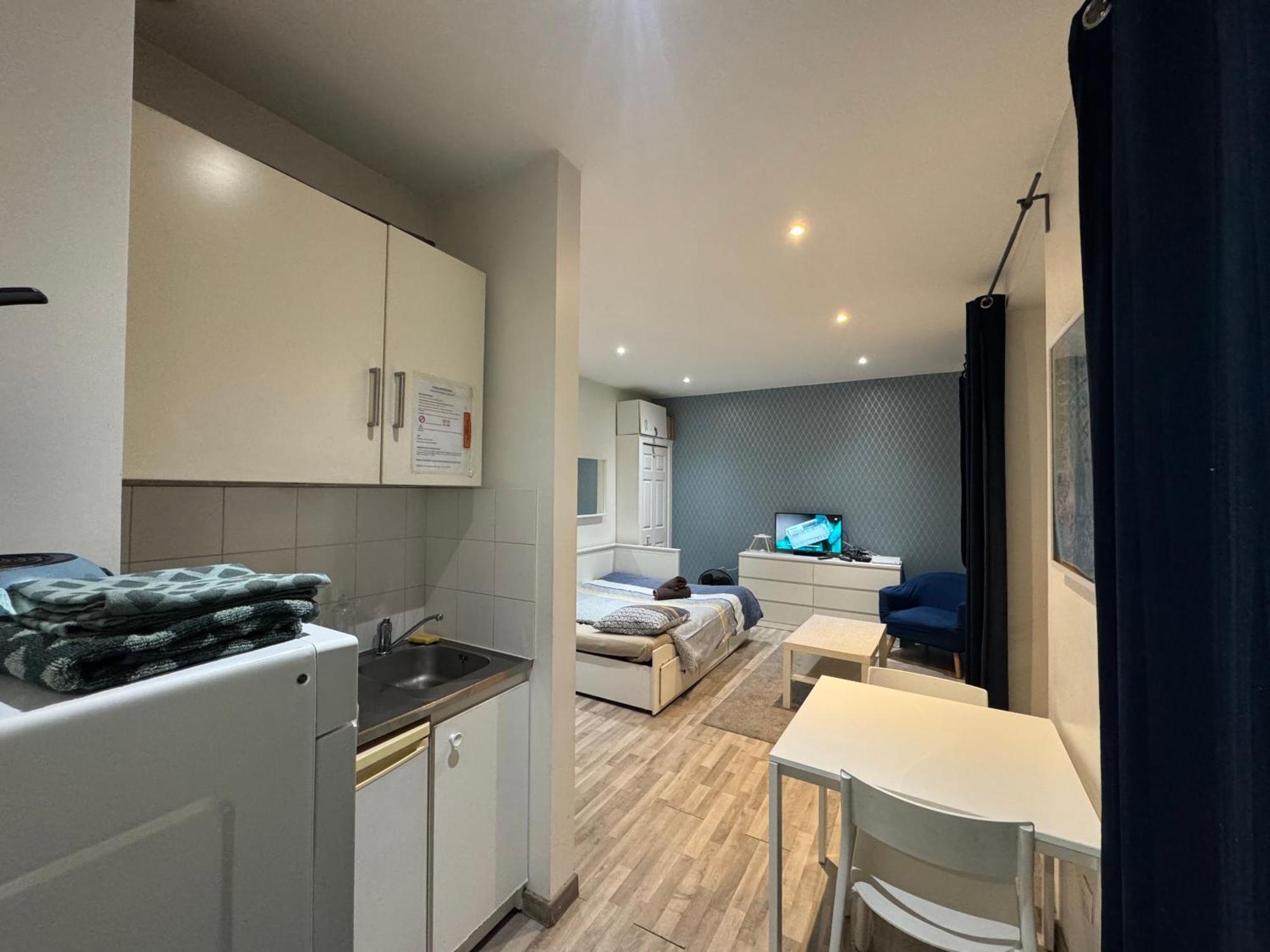 Appartement Proche Centre Ville, Gare Et Autoroute 믈룅 외부 사진