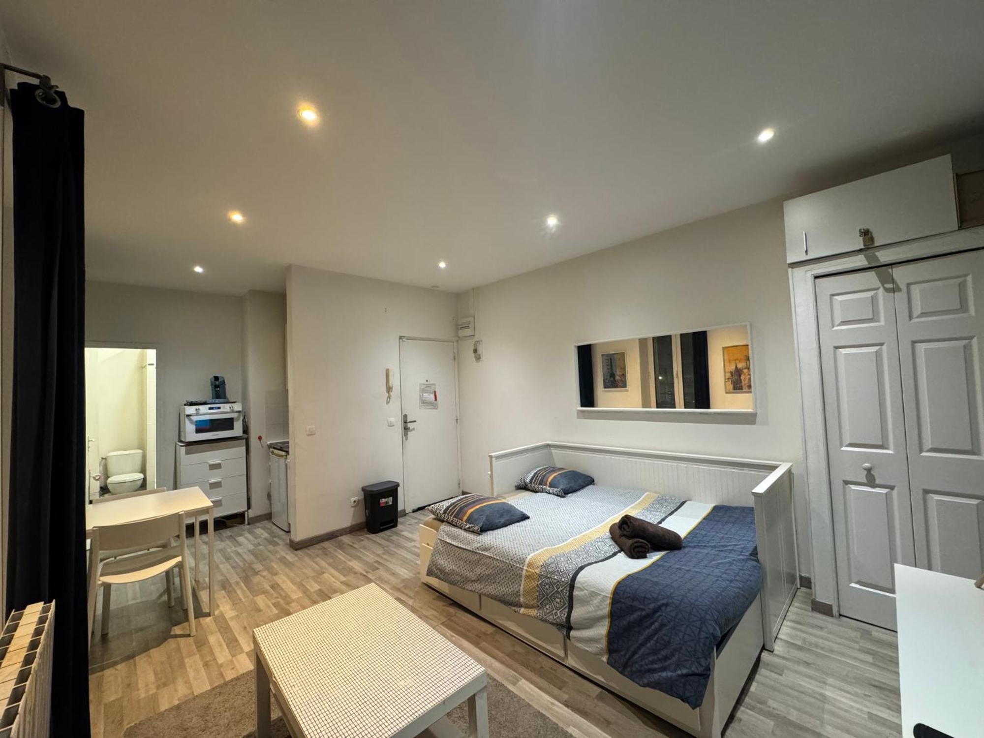 Appartement Proche Centre Ville, Gare Et Autoroute 믈룅 외부 사진