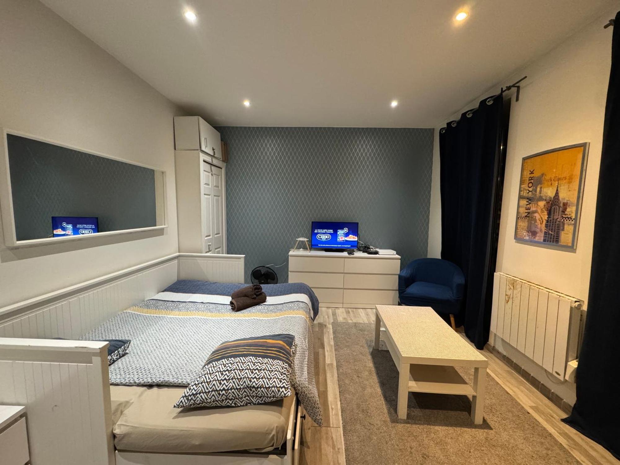 Appartement Proche Centre Ville, Gare Et Autoroute 믈룅 외부 사진